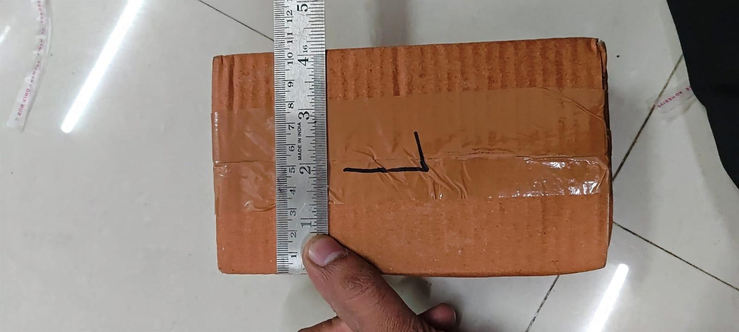 Premium Arabic Dial Analog Watch – Lightweight, Stylish & Built to Last"